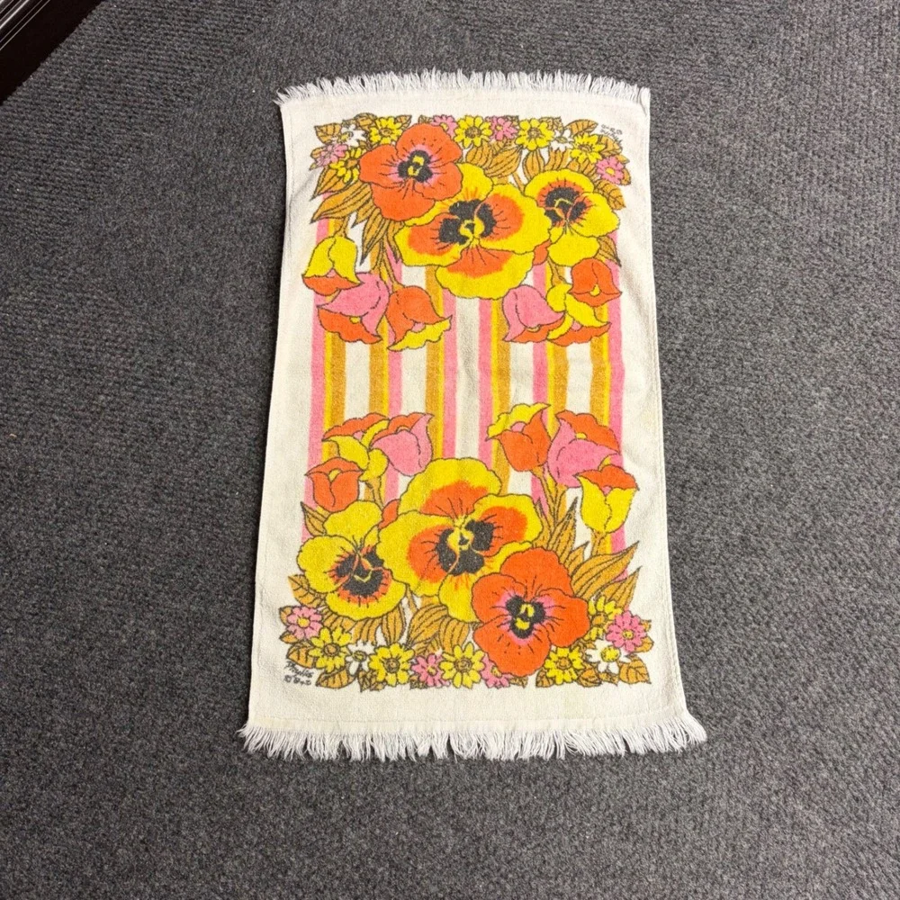 Vintage California Floral Pansy Hand Kitchen Towel Fringe